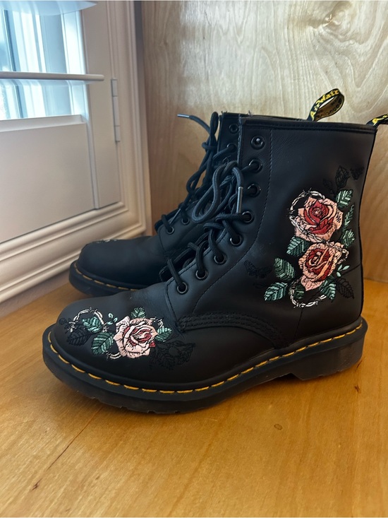 Dr. Martens Shoes - Embroidered Floral Black Lace-Up Dr. Martens